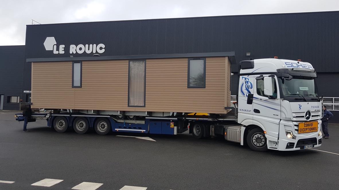 Semi-remorque porte mobil-home BIZON construite par Le Rouic