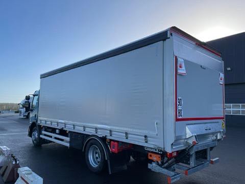 Bâchés PLSC construits par Le Rouic