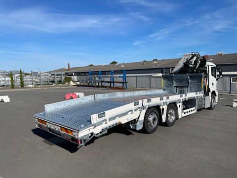 OLIFANT, plateau porte-engin agricole construit par Le Rouic